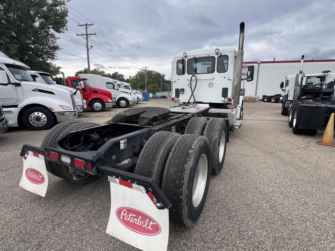 2023 Peterbilt 567 South St. Paul MN