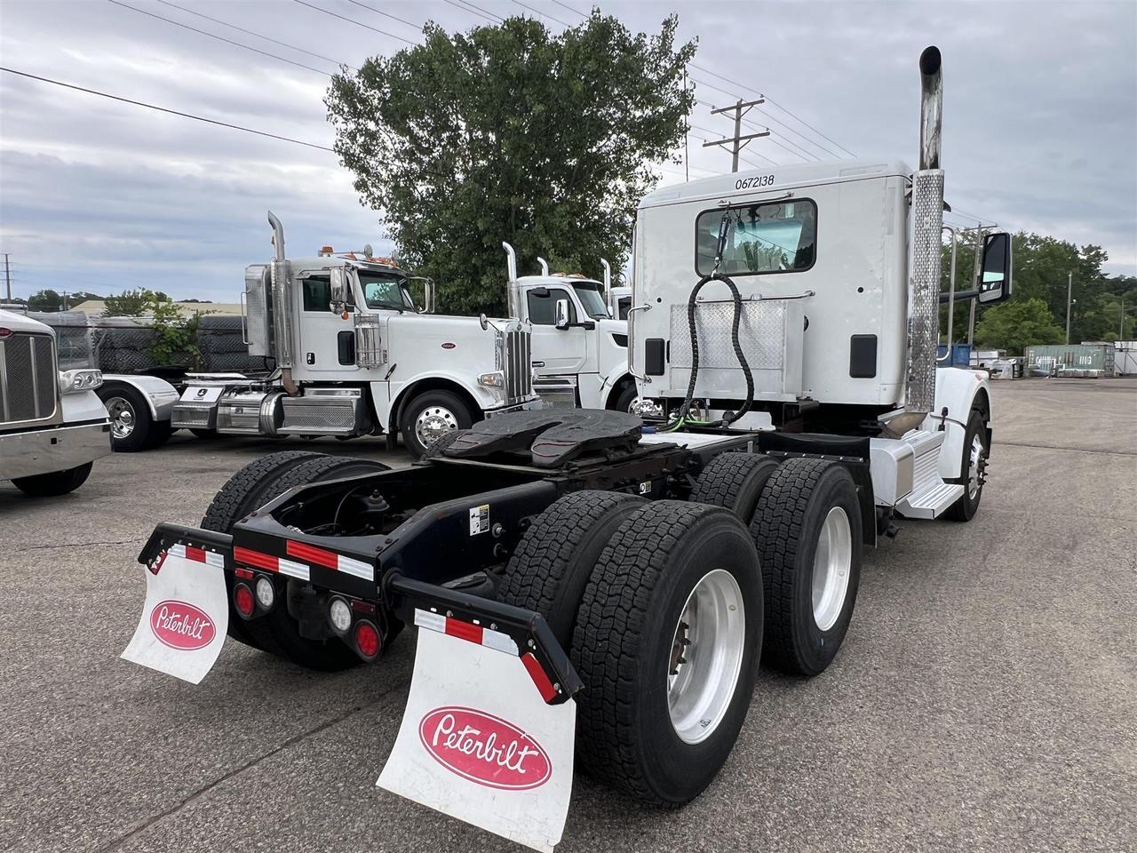 2023 Peterbilt 567 South St. Paul MN