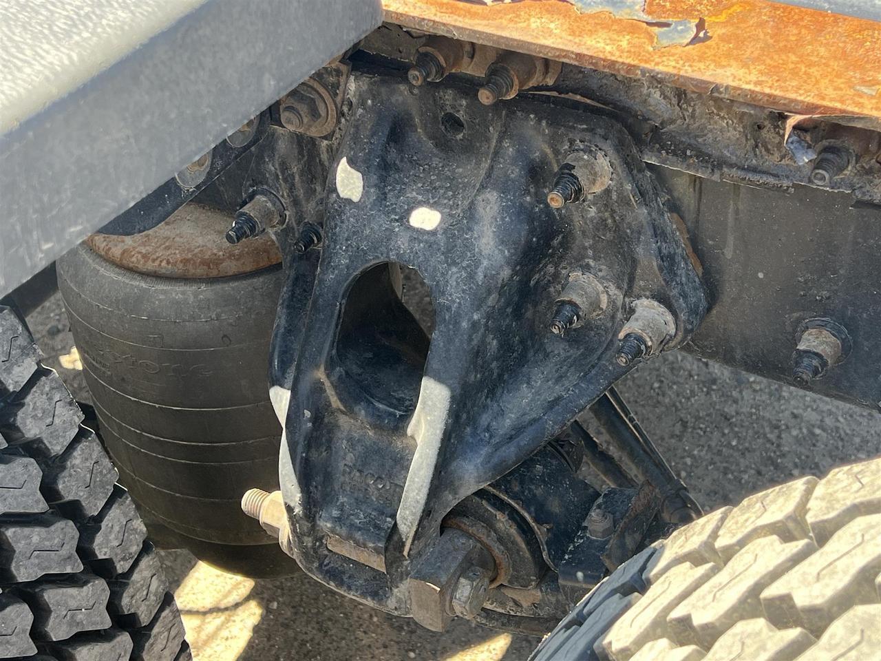 2023 Peterbilt 567 South St. Paul MN