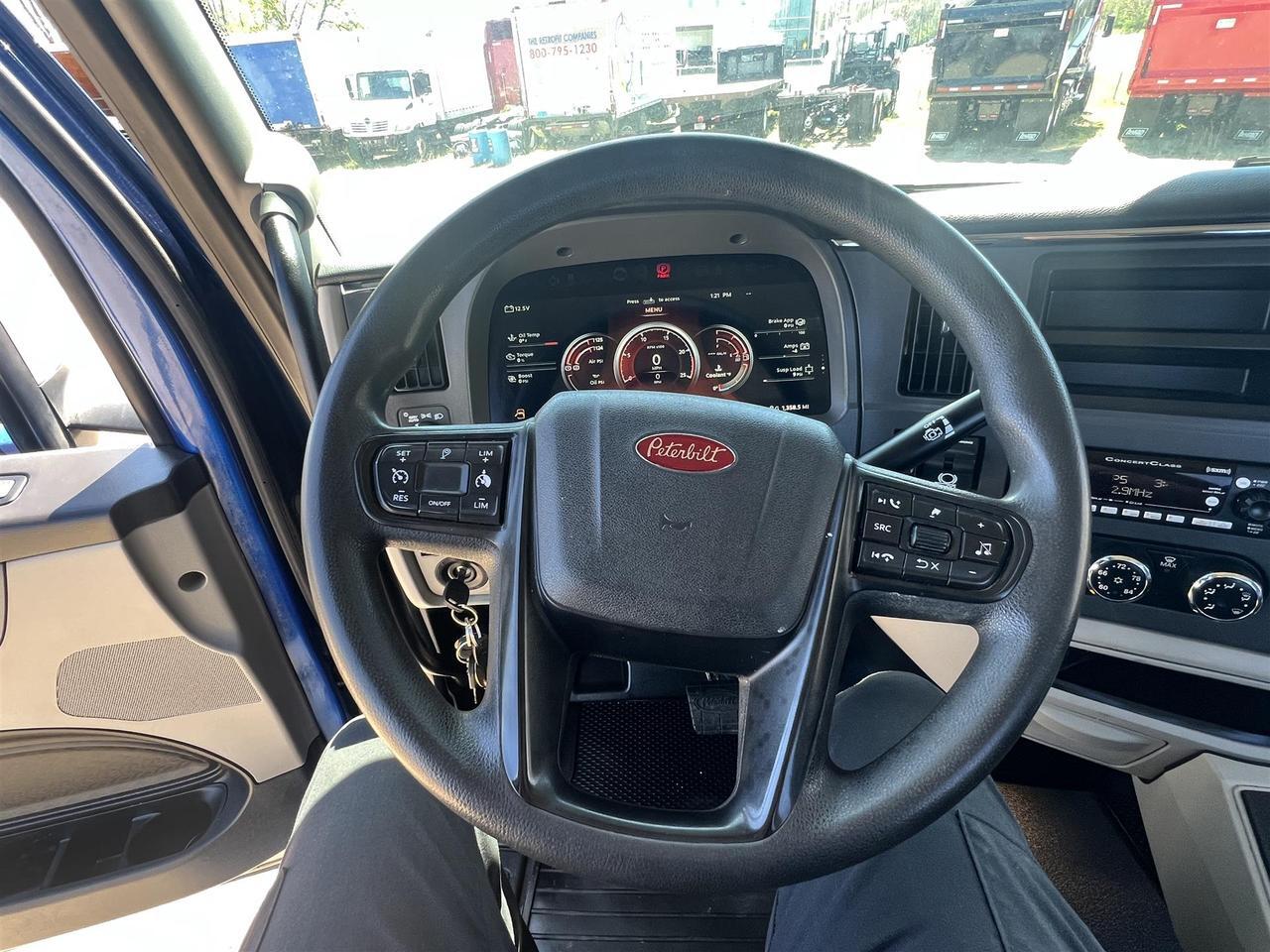 2023 Peterbilt 567 South St. Paul MN