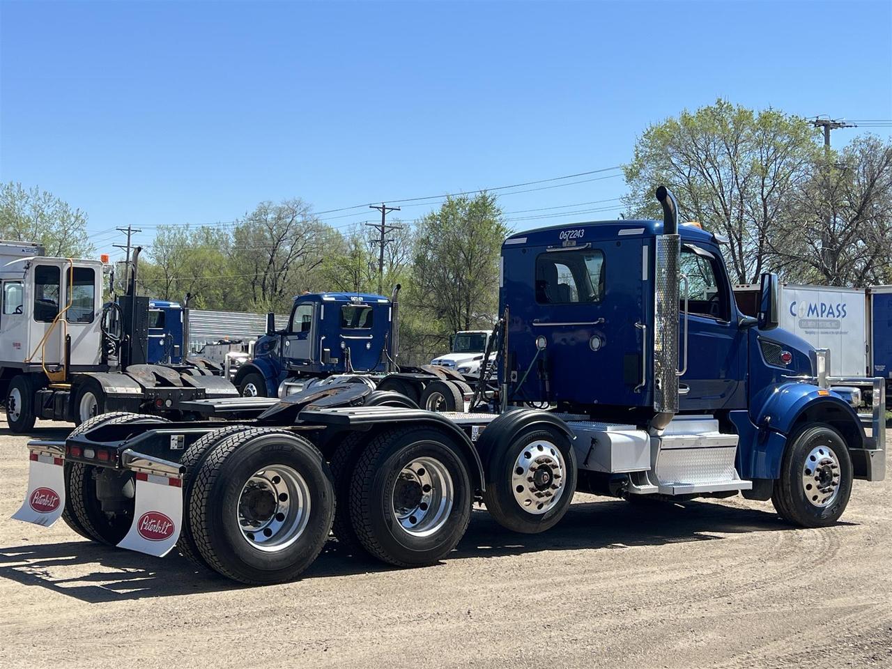 2023 Peterbilt 567 South St. Paul MN