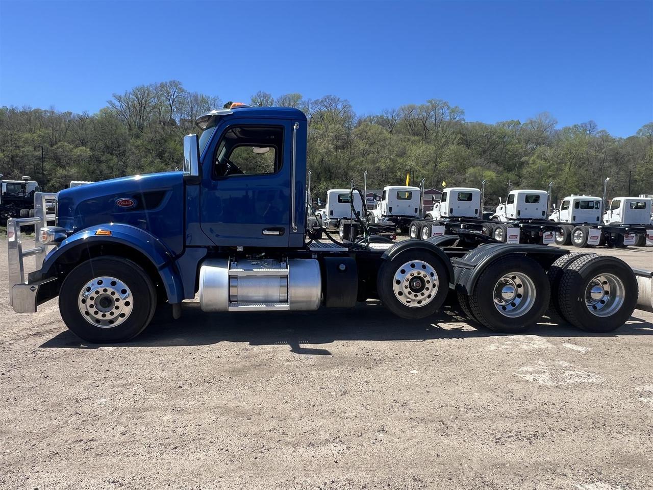 2023 Peterbilt 567 Non-Sleeper