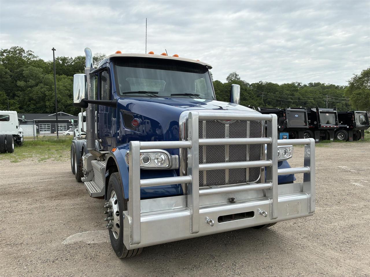 2023 Peterbilt 567 in South St. Paul, MN — photo 7