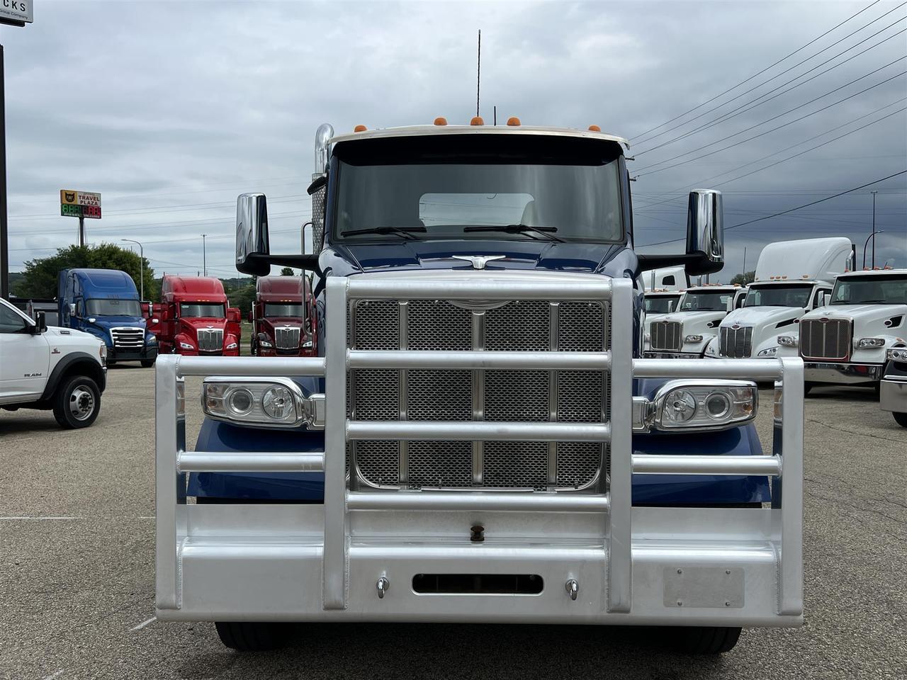 2023 Peterbilt 567 Non-Sleeper