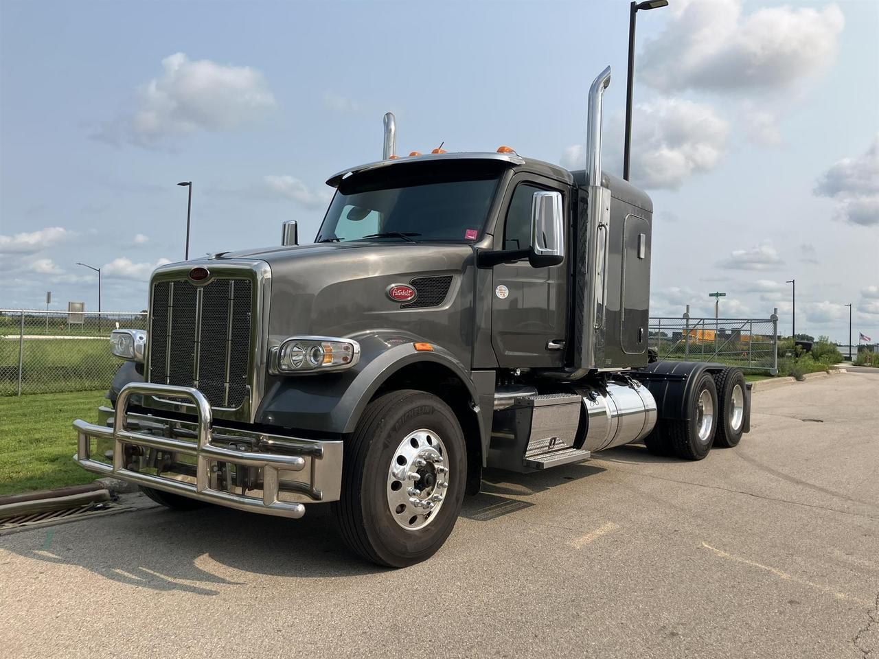 2023 Peterbilt 567 Sleeper