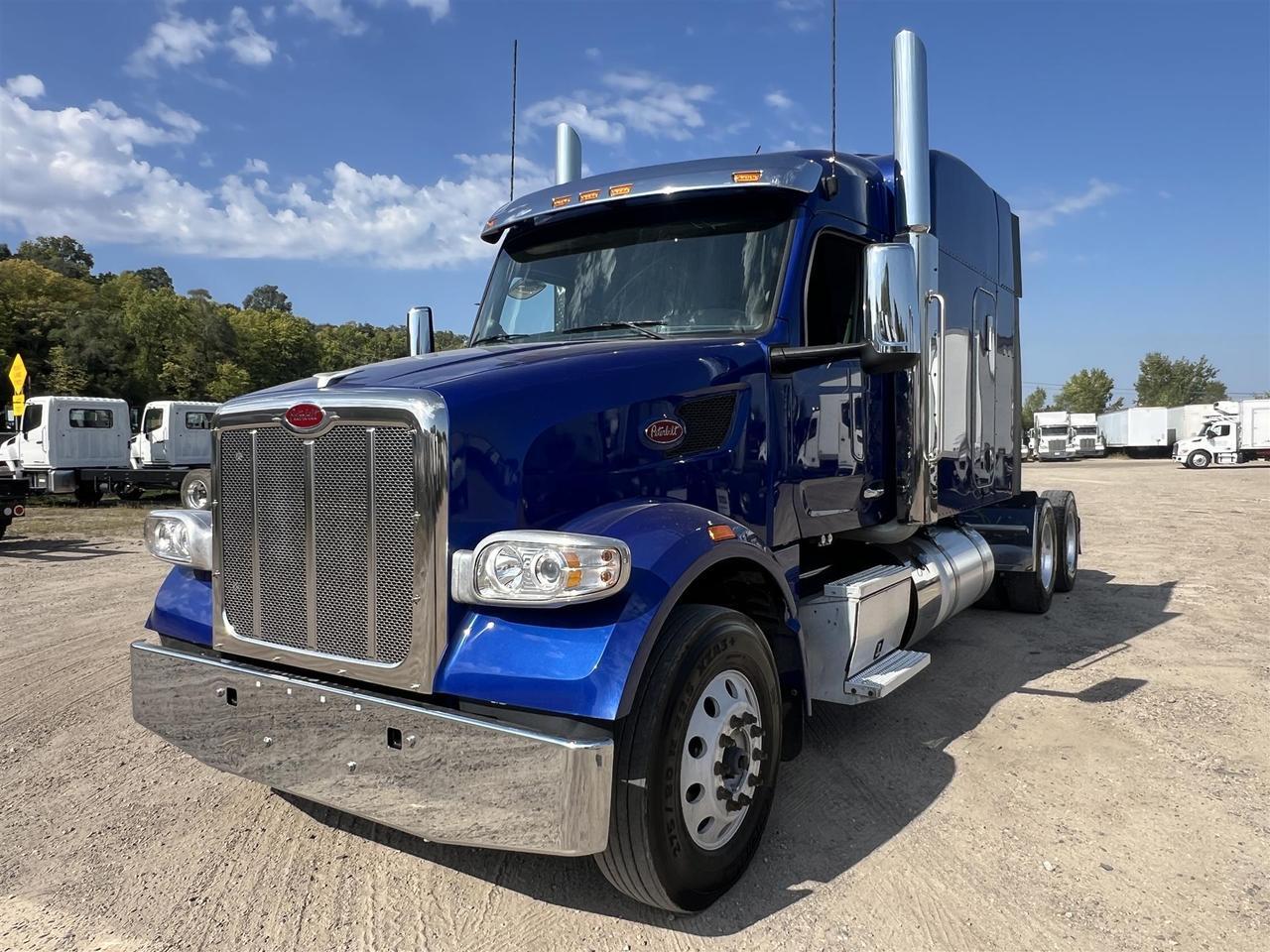 2023 Peterbilt 567