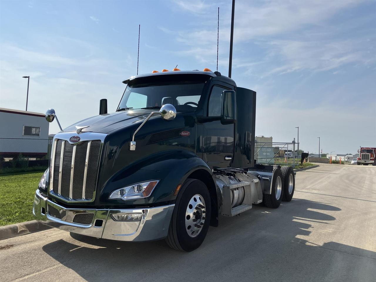 2023 Peterbilt 579 Rochester MN
