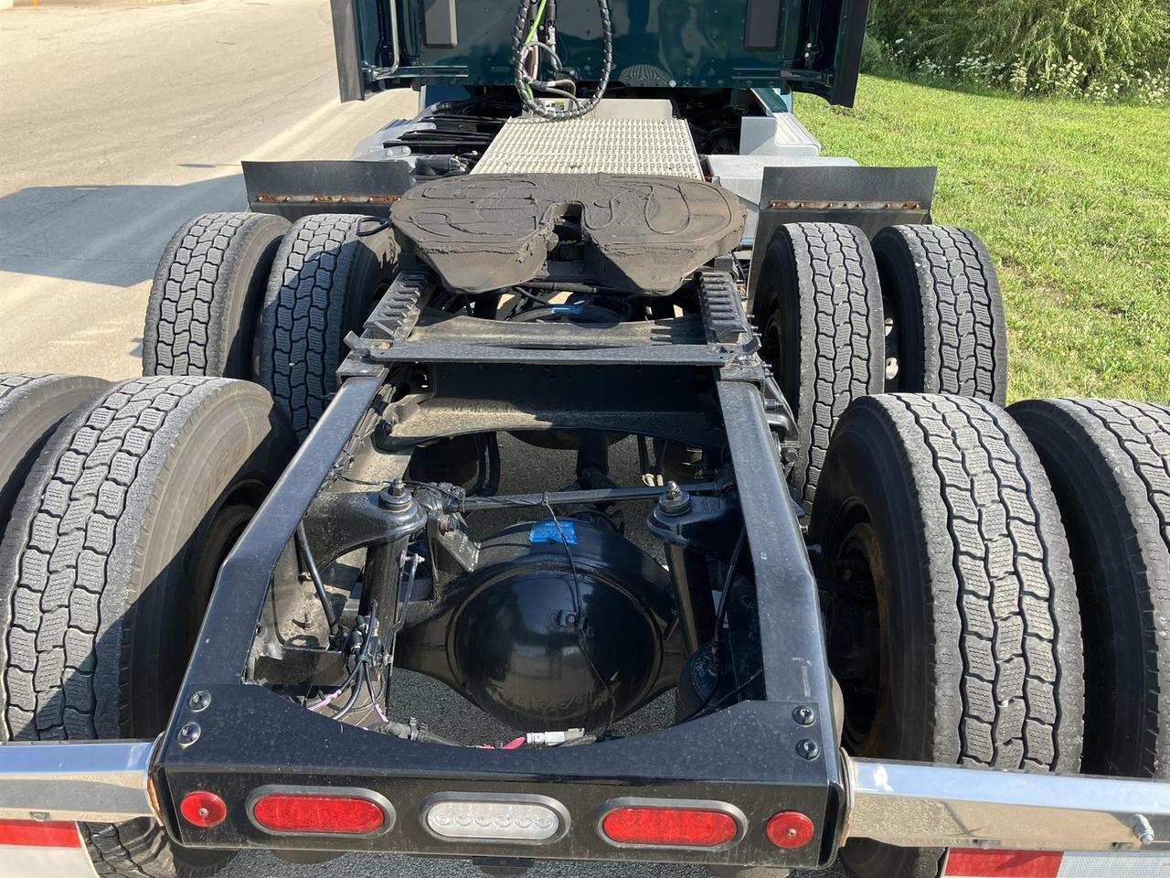 2023 Peterbilt 579 Rochester MN