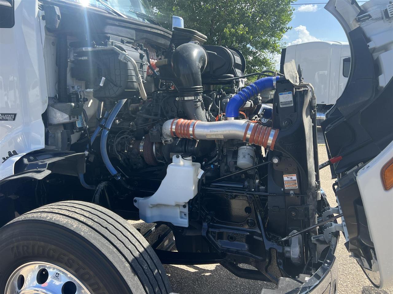 2023 Peterbilt 579 South St. Paul MN