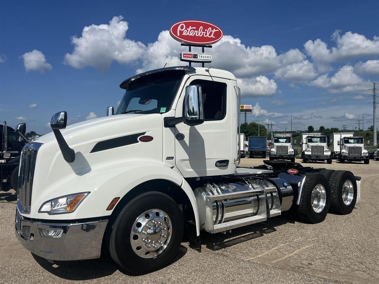 2023 Peterbilt 579 South St. Paul MN