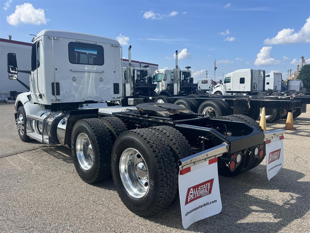 2023 Peterbilt 579 South St. Paul MN