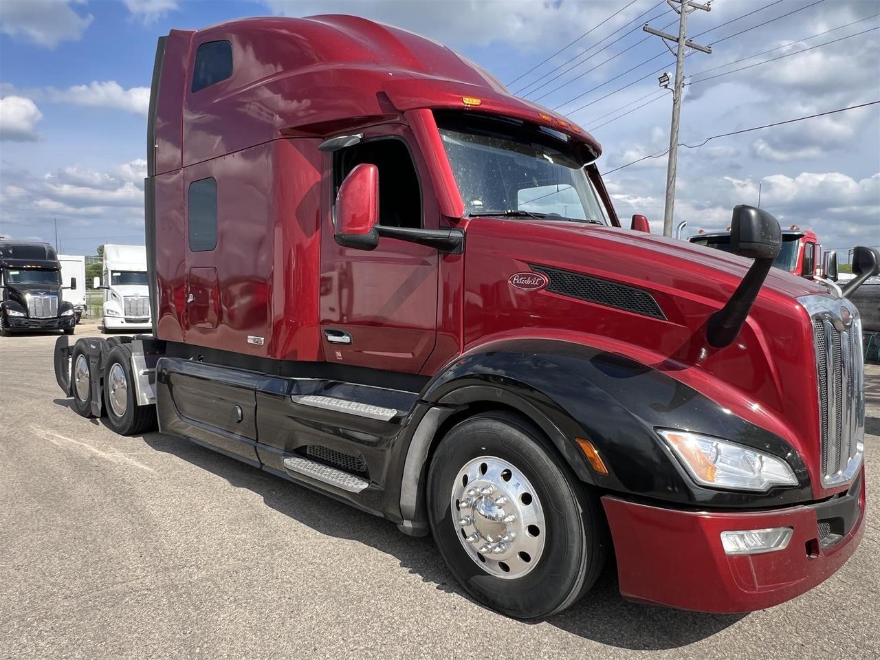 2023 Peterbilt 579 in South St. Paul, MN — photo 5