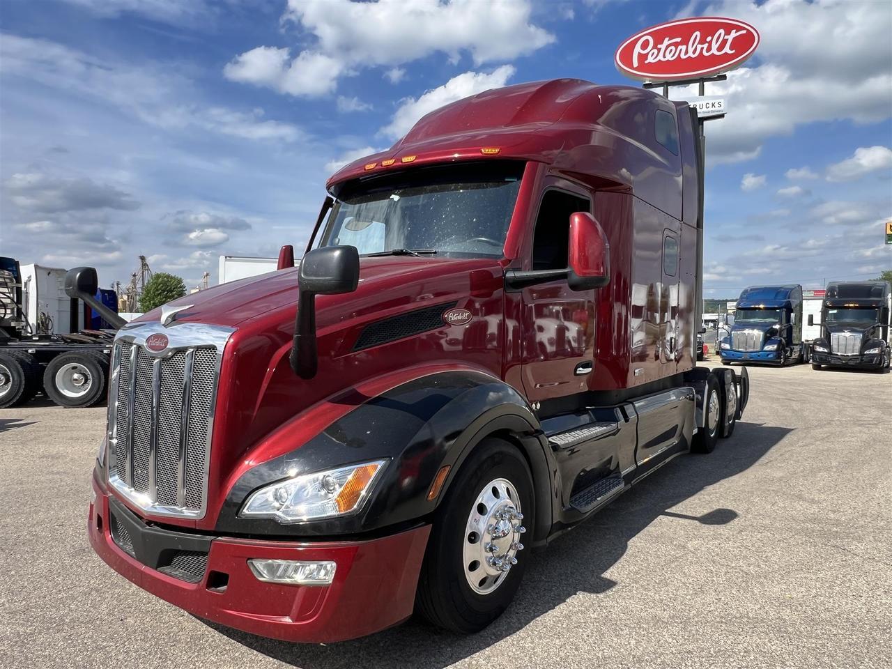 2023 Peterbilt 579 Sleeper