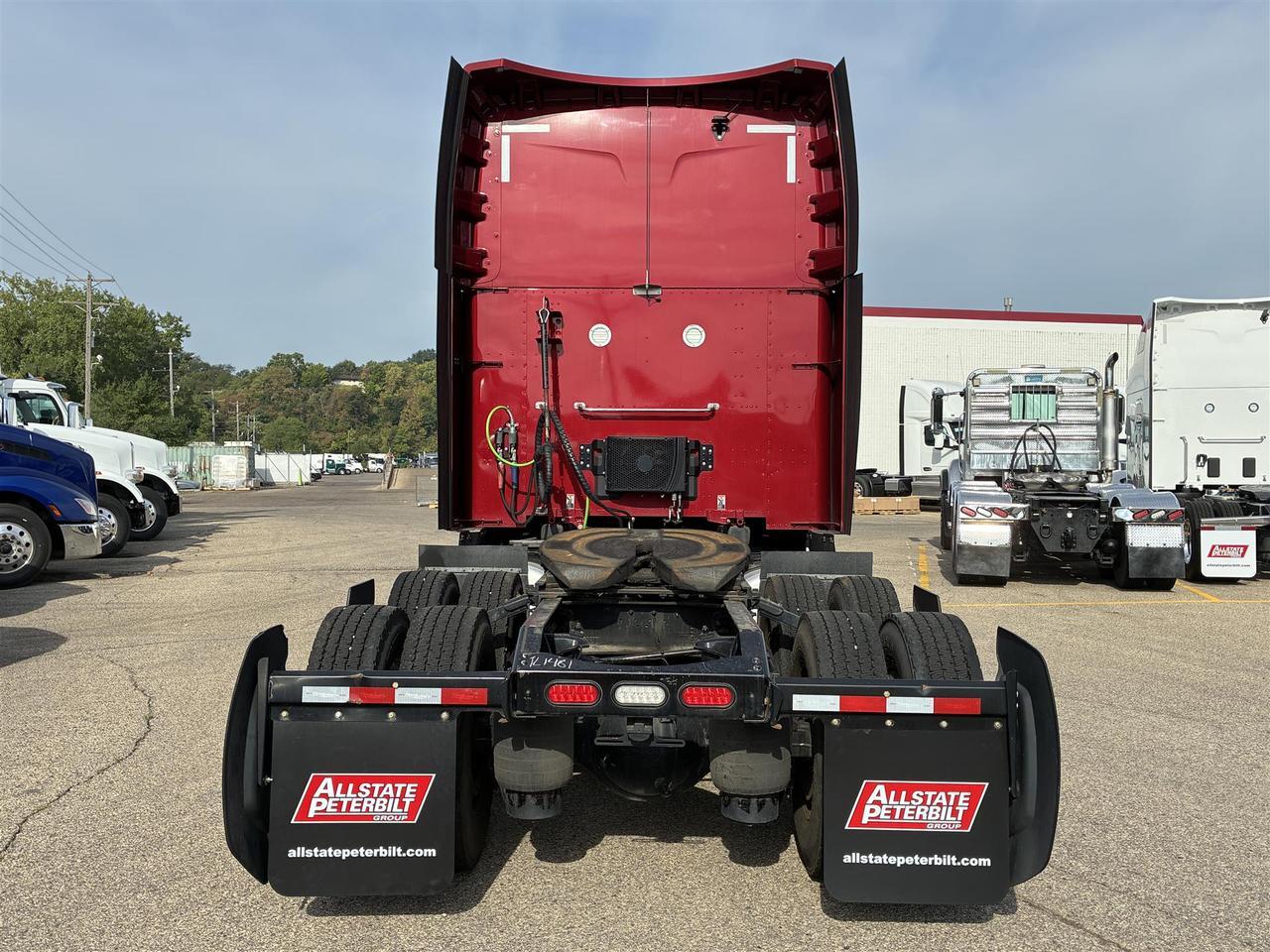 2023 Peterbilt 579 80" Double Bunk Raised Roof South St. Paul MN