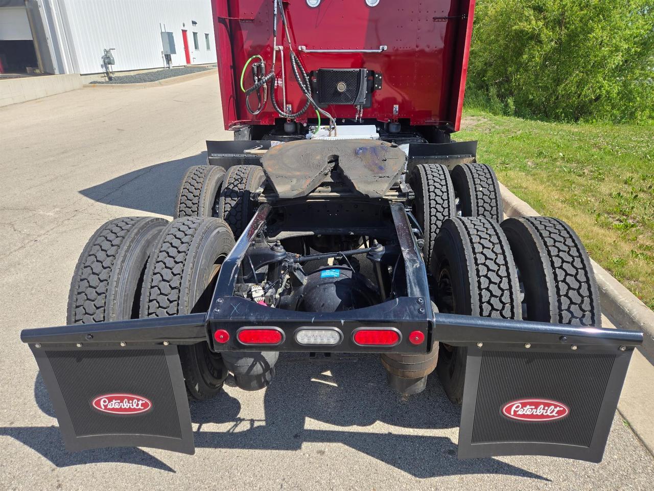 2023 Peterbilt 579 in Rochester, MN — photo 5