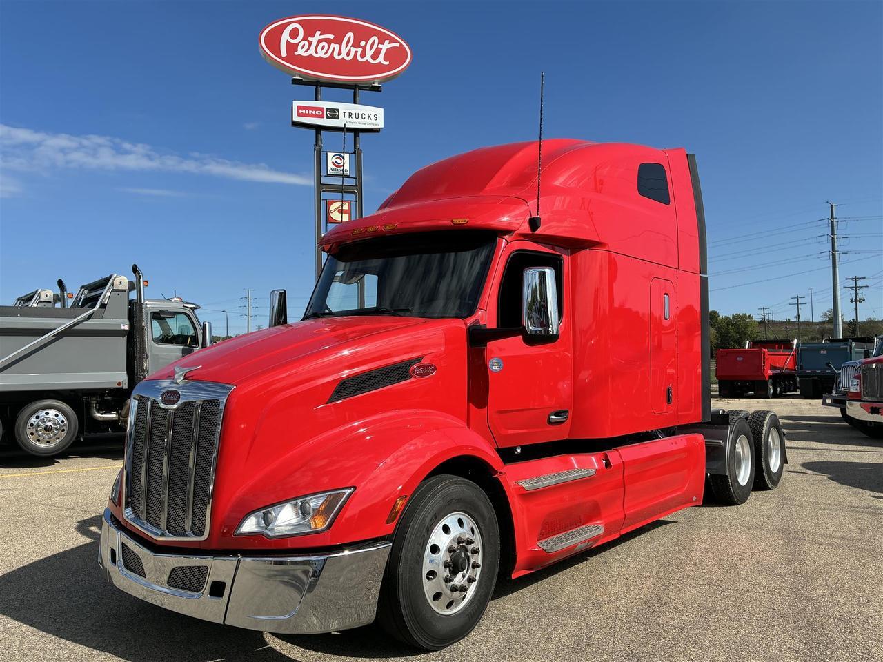 2023 Peterbilt 579 Sleeper