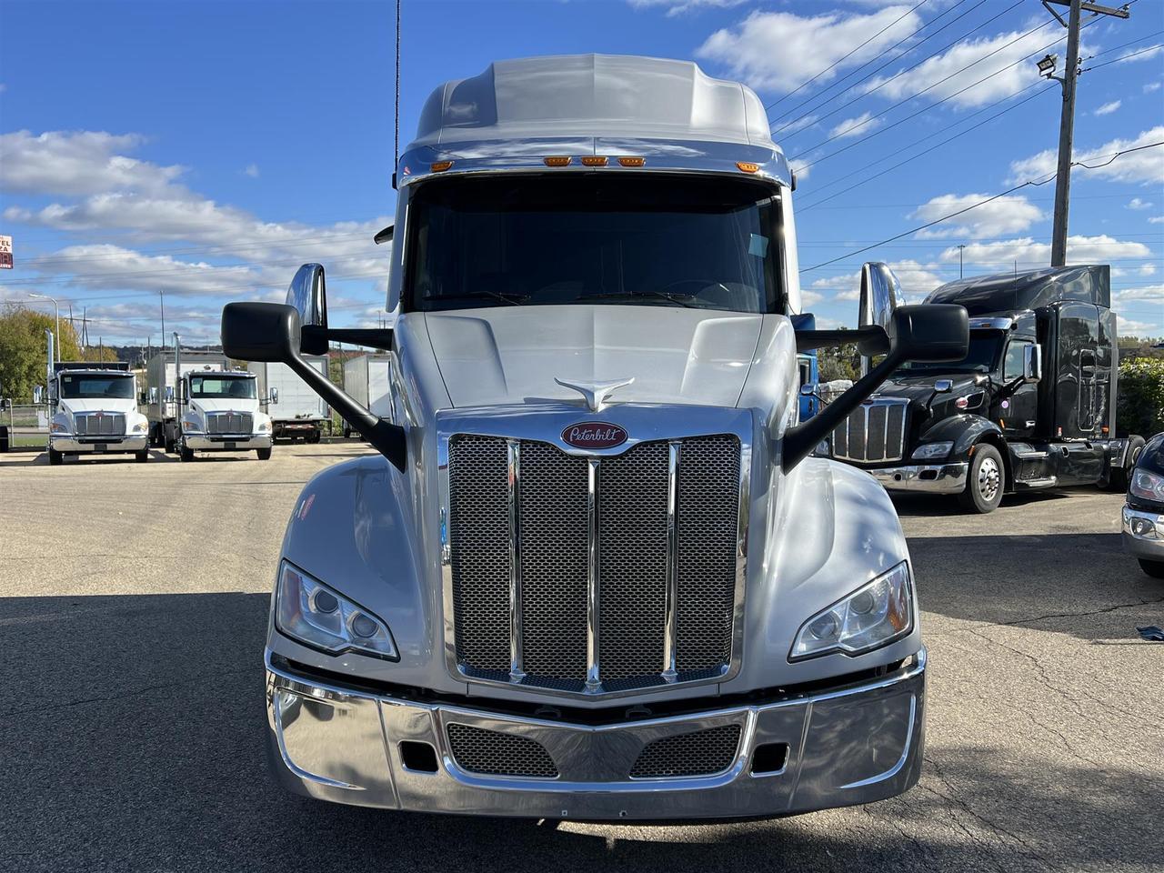 2023 Peterbilt 579