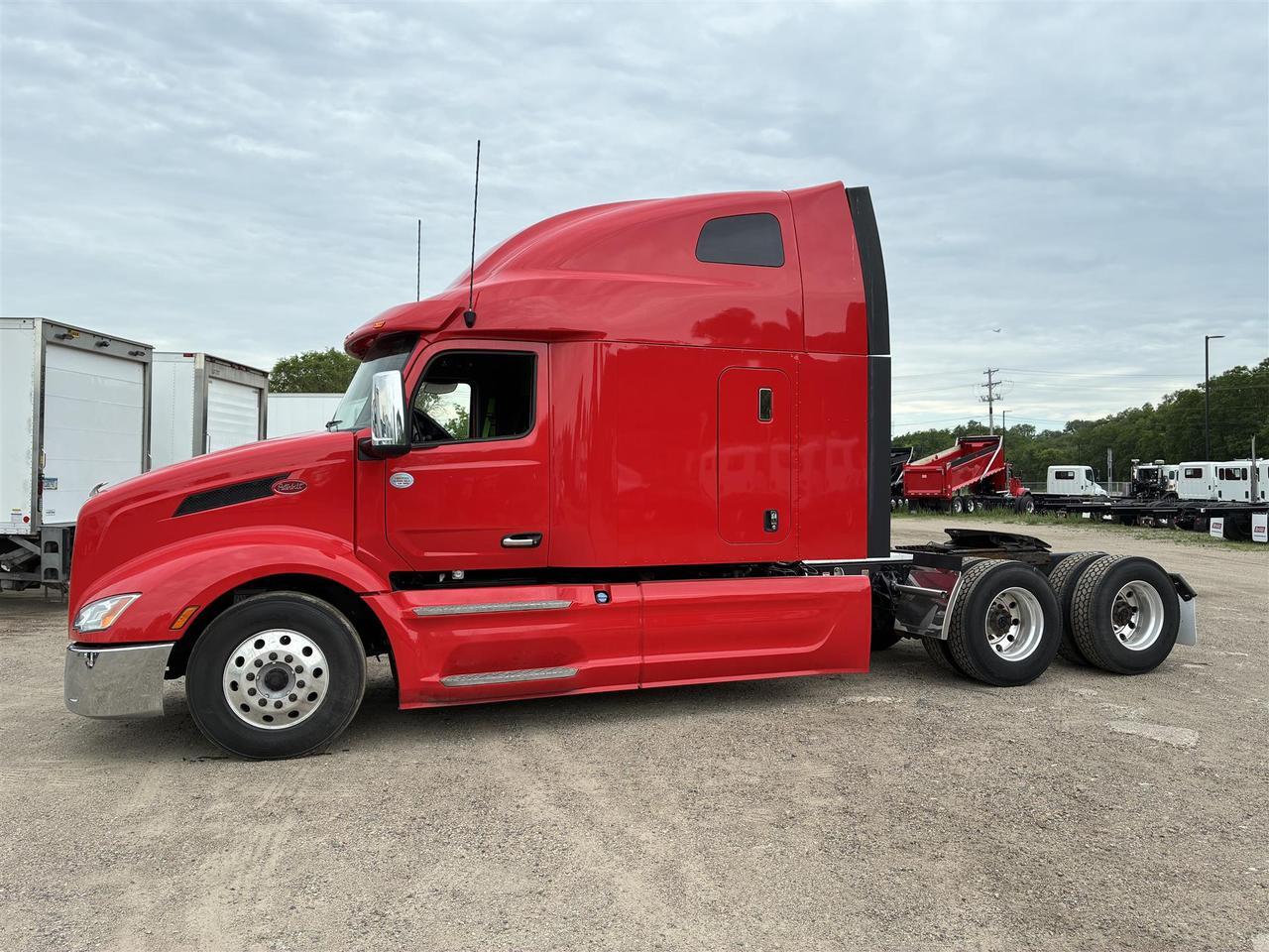 2023 Peterbilt 579 Sleeper