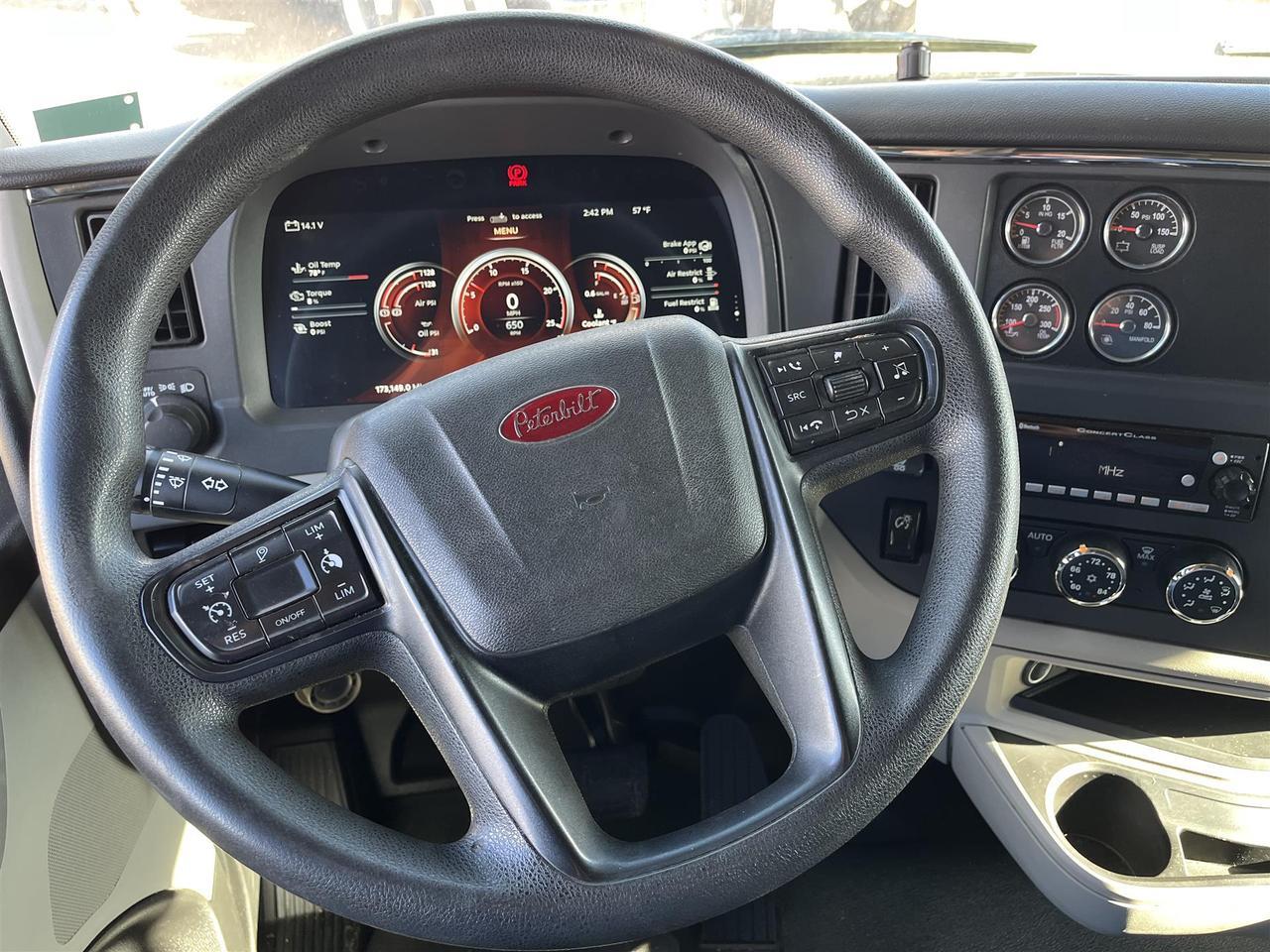 2023 Peterbilt 579 Raised Roof Eau Claire WI