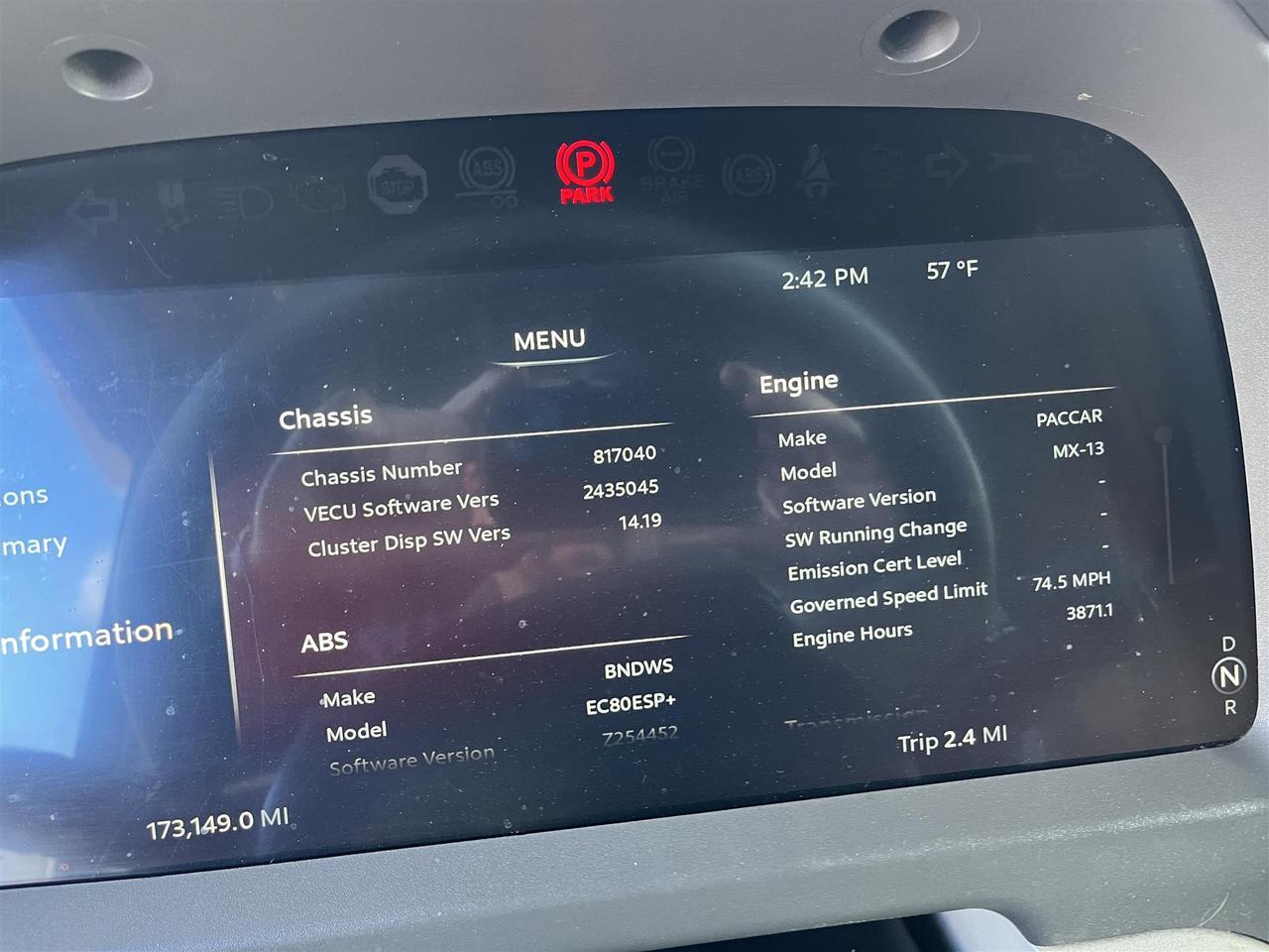 2023 Peterbilt 579 - image 11