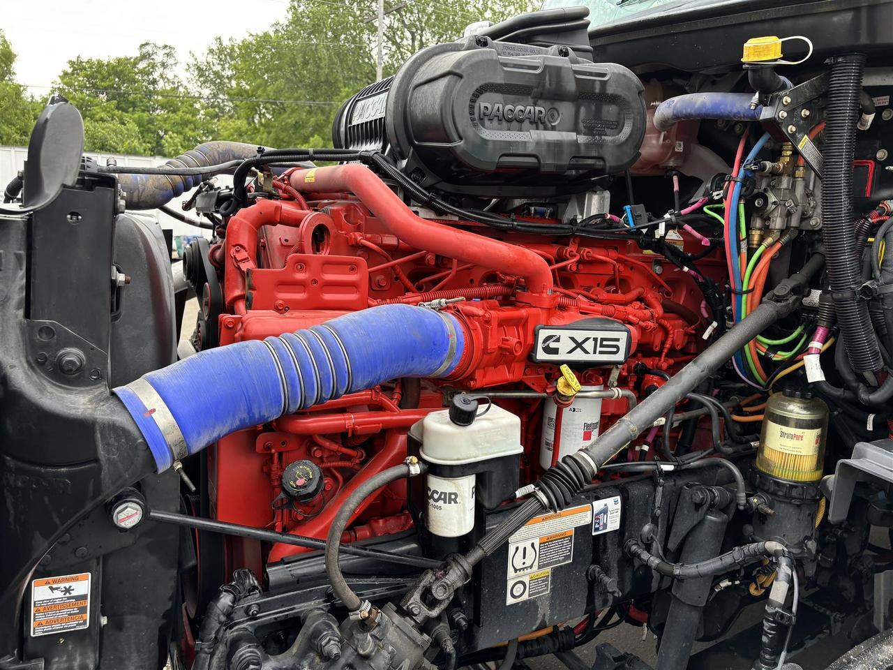 2023 Peterbilt 579 Ultraloft Eau Claire WI