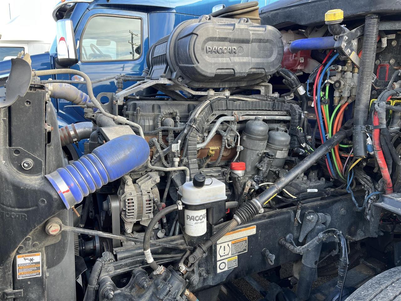 2023 Peterbilt 579 Ultraloft Rochester MN