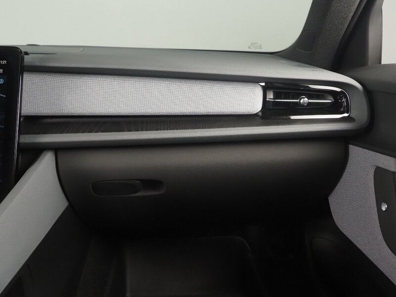 2023 Polestar 2 Long Range Dual Motor Plus AWD *PILOT PACKAGE, NAVIGATION, ADAPTIVE CRUISE, SAEFTY ALERTS, 360 VIEW CAMERAS, PANORAMA MOONROOF, HEATED SEATS/STEERING, HARMAN/KARDON, WIRELESS CHARGING Round Rock TX