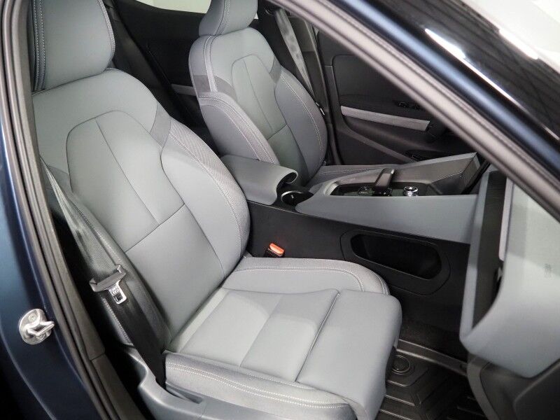 2023 Polestar 2 Long Range Dual Motor Plus AWD *PILOT PACKAGE, NAVIGATION, ADAPTIVE CRUISE, SAEFTY ALERTS, 360 VIEW CAMERAS, PANORAMA MOONROOF, HEATED SEATS/STEERING, HARMAN/KARDON, WIRELESS CHARGING