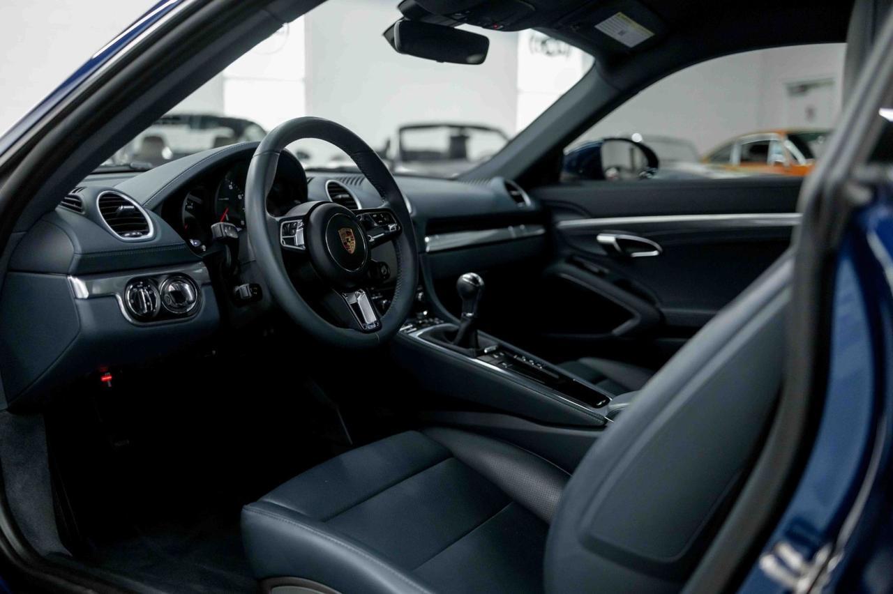 2023 Porsche 718 Cayman
