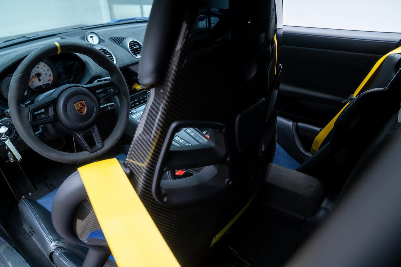 2023 Porsche 718 Cayman GT4 RS Weissach Package / Front Axle Lift / Maritimeblue Portland OR
