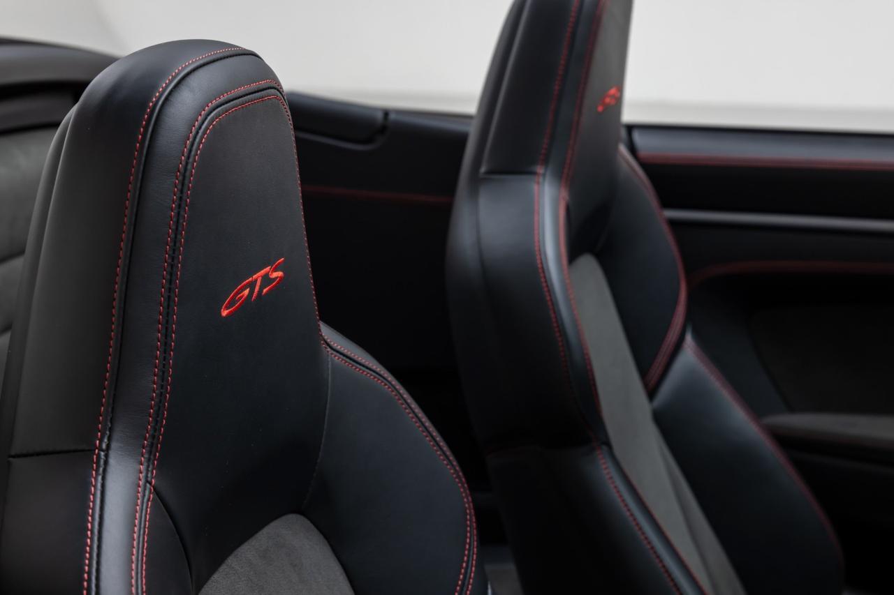 2023 Porsche 911 Carrera 4 GTS 7spd Manual 1-Owner Only 5k Miles Scottsdale AZ