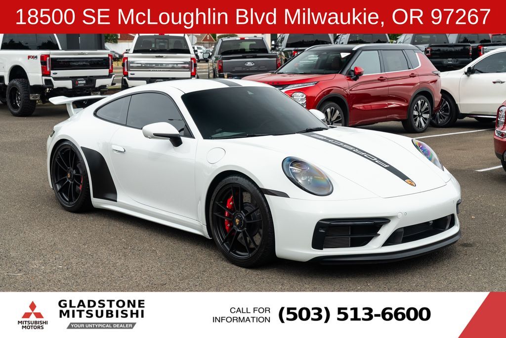 2023 Porsche 911 Carrera 4 GTS