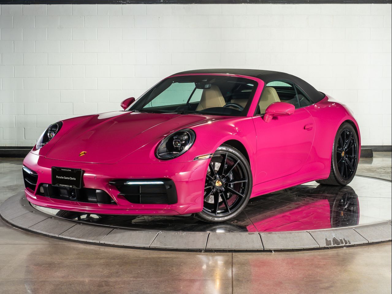 2023 Porsche 911 Carrera 4S Cabriolet