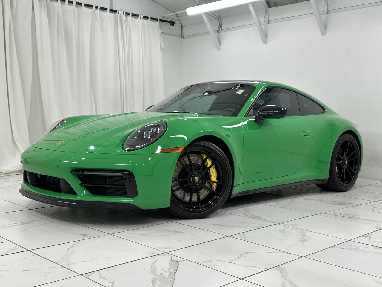 2023 Porsche 911 Carrera GTS