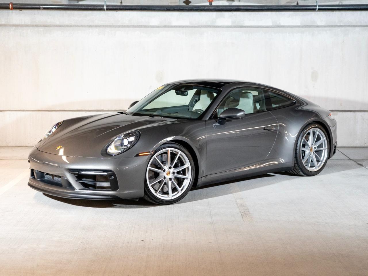 2023 Porsche 911 Carrera GTS
