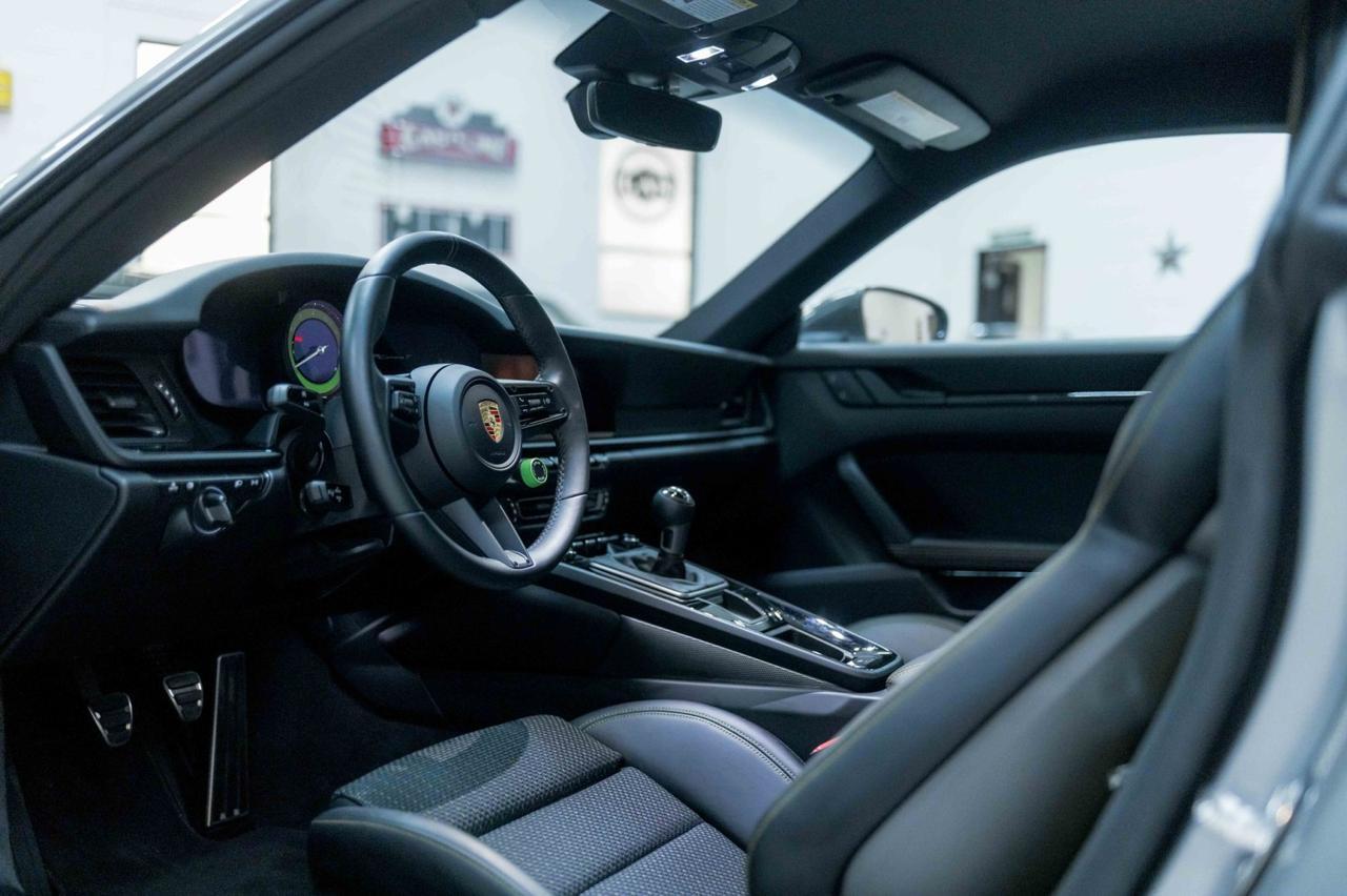 2023 Porsche 911 Carrera T