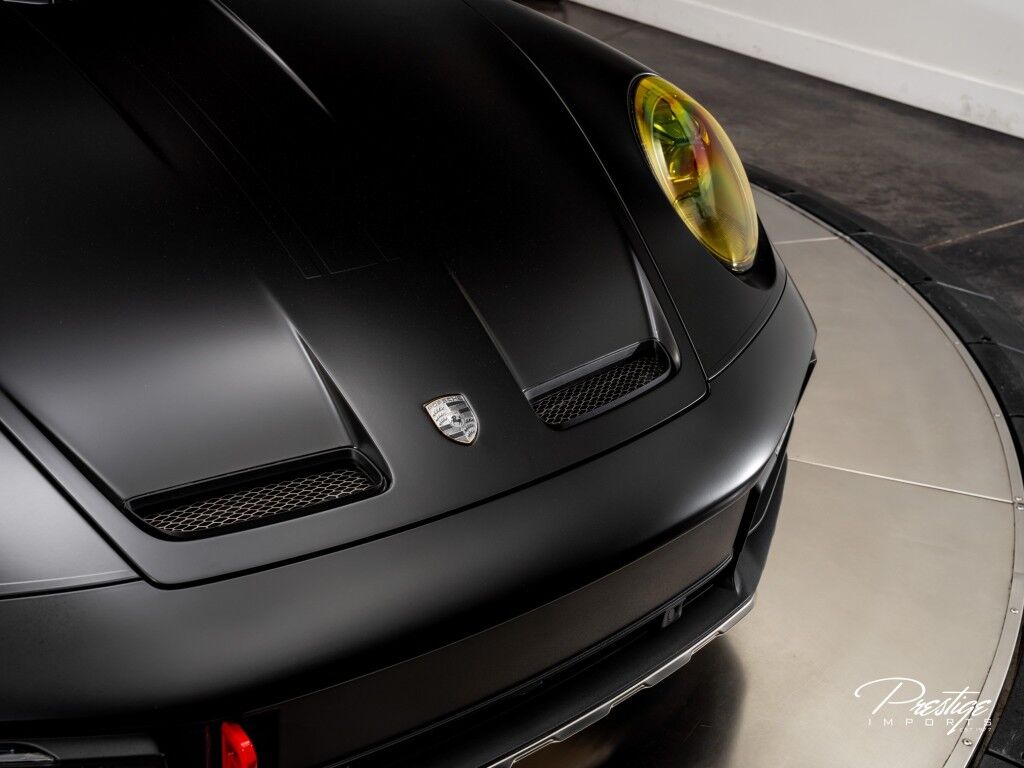 2023 Porsche 911 Dakar