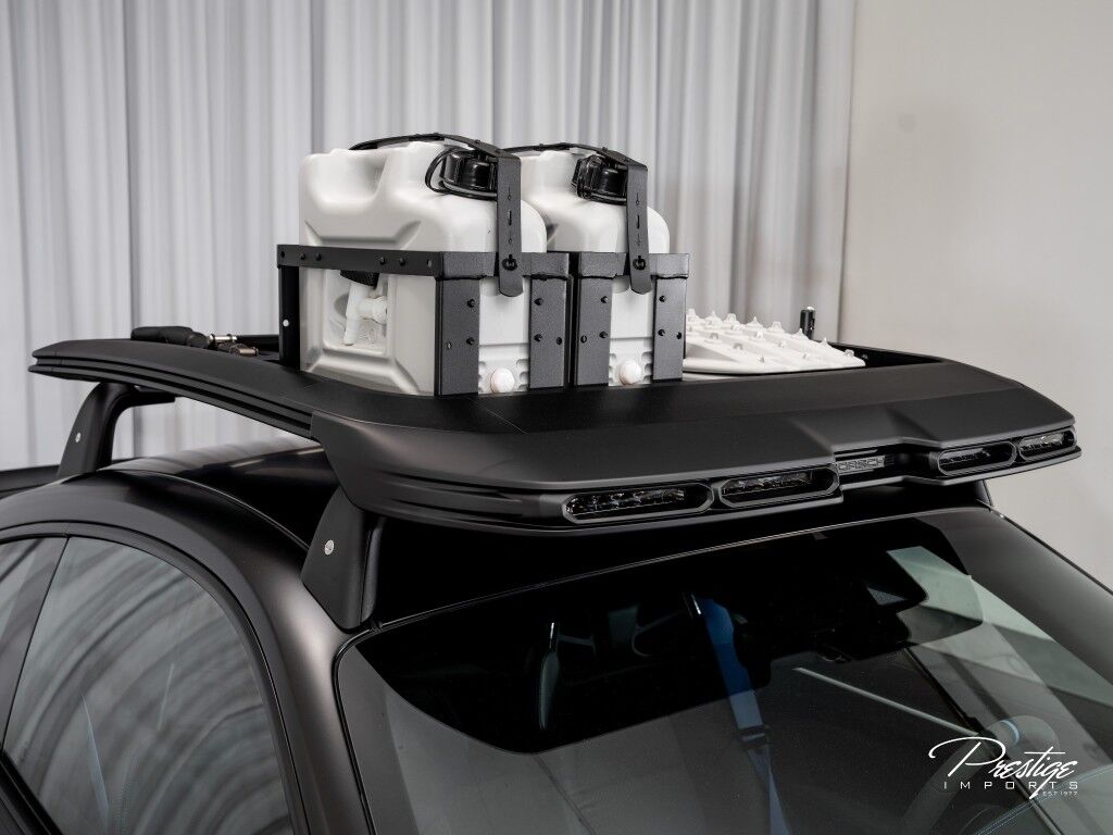 2023 Porsche 911 Dakar