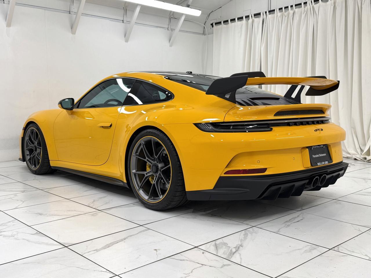 2023 Porsche 911 GT3 photo 3