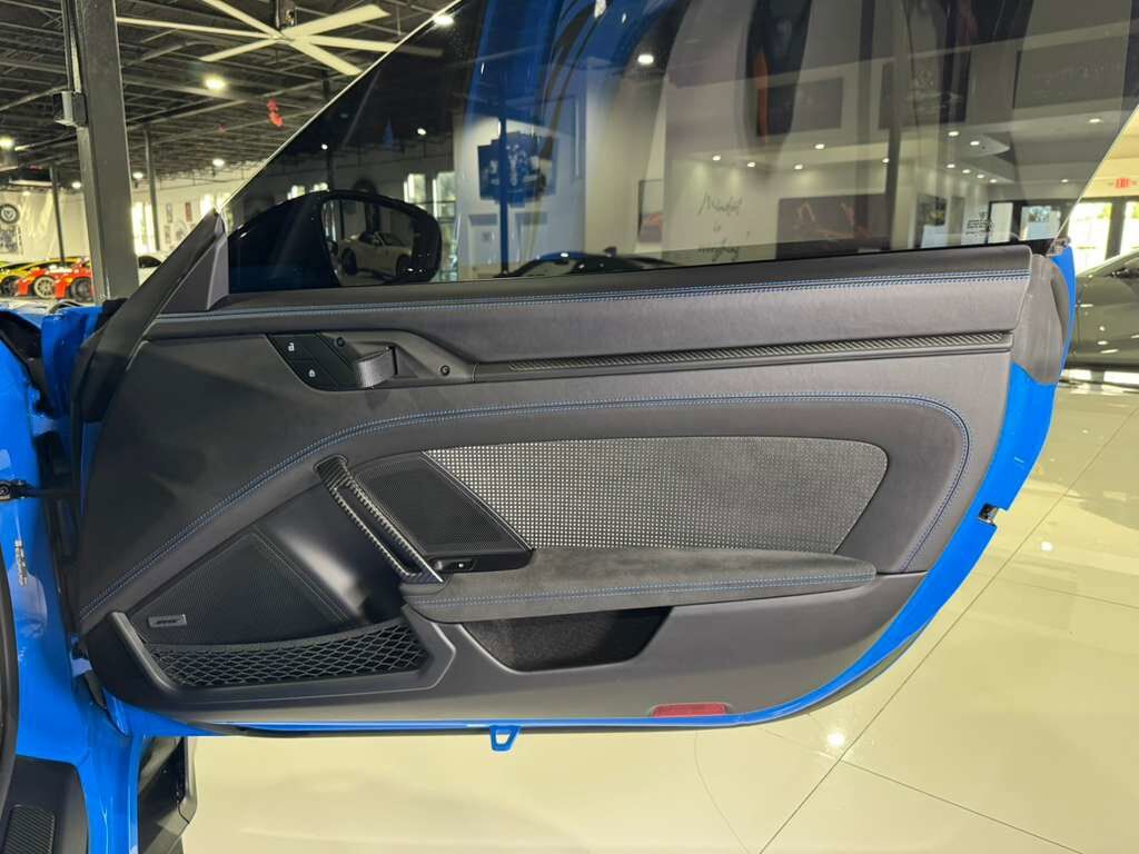 2023 Porsche 911 GT3 RS Weissach, Shark Blue paint/roll cage/seatbelts, Bose audio, carbon galore AND MORE!! Fort Lauderdale FL