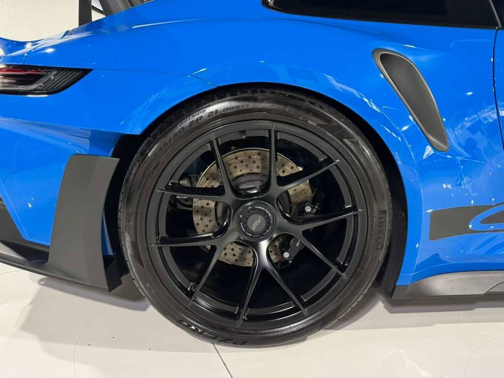 2023 Porsche 911 GT3 RS Weissach, Shark Blue paint/roll cage/seatbelts, Bose audio, carbon galore AND MORE!! Fort Lauderdale FL