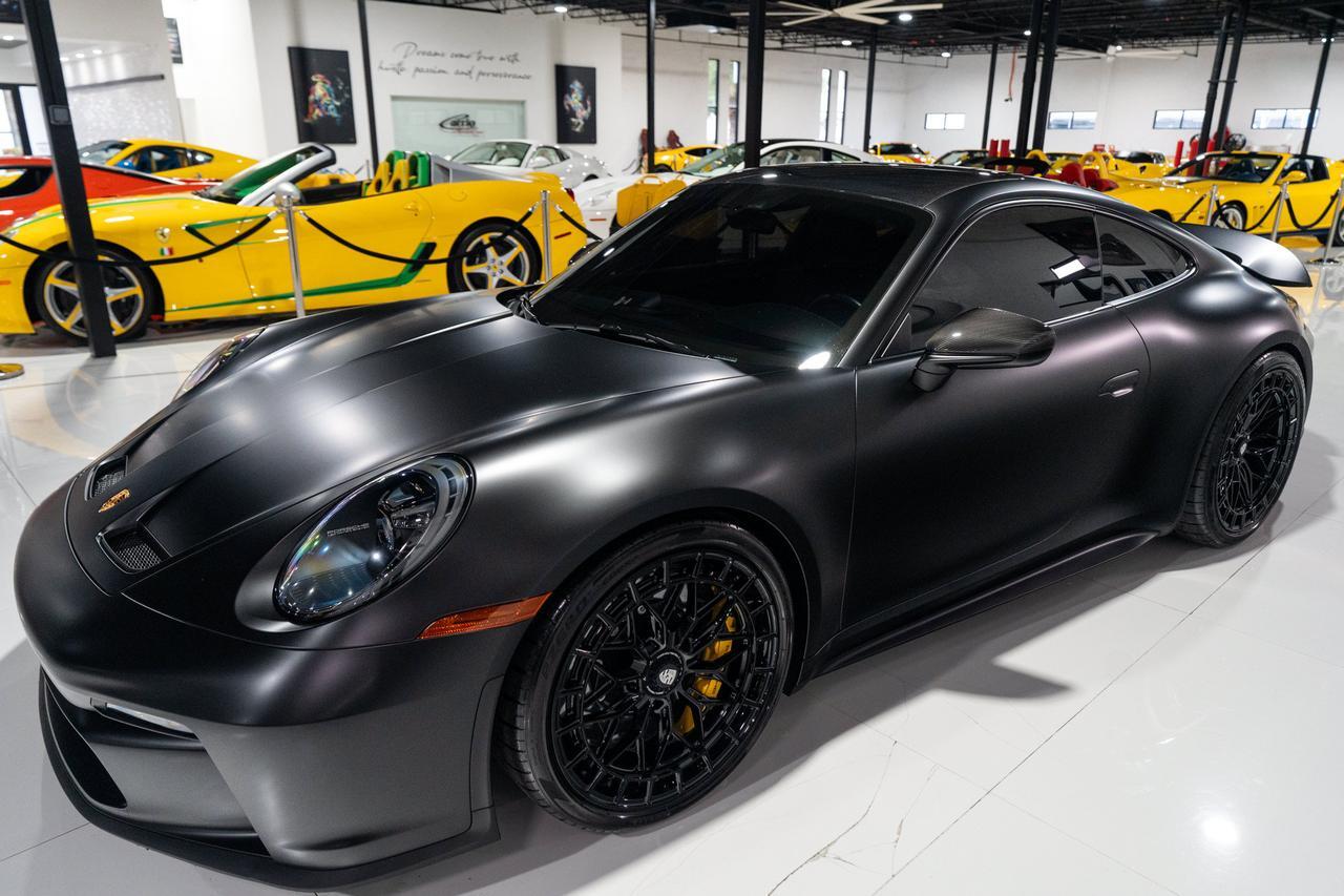 2023 Porsche 911 GT3 w/Touring Package