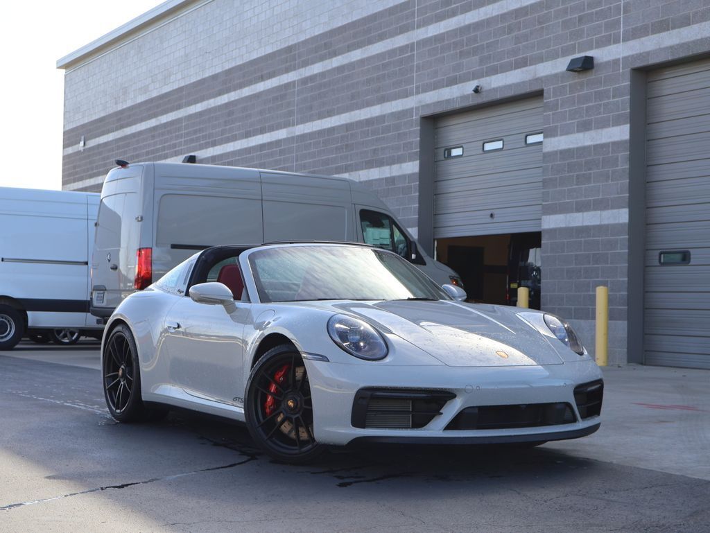 2023 Porsche 911