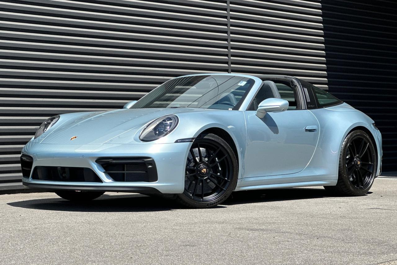 2023 Porsche 911 Targa 4 GTS