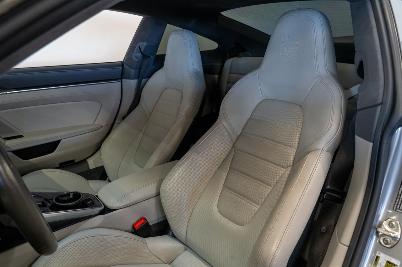 2023 Porsche 911 Turbo S