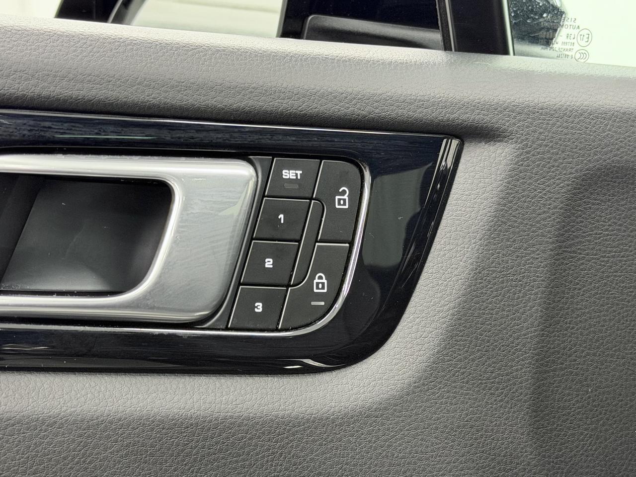 2023 Porsche Cayenne Newark DE