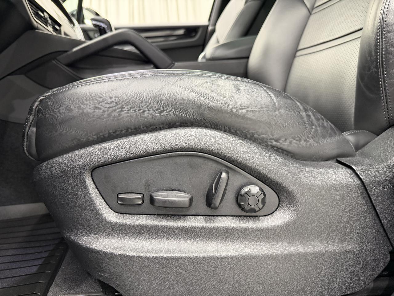 2023 Porsche Cayenne Newark DE