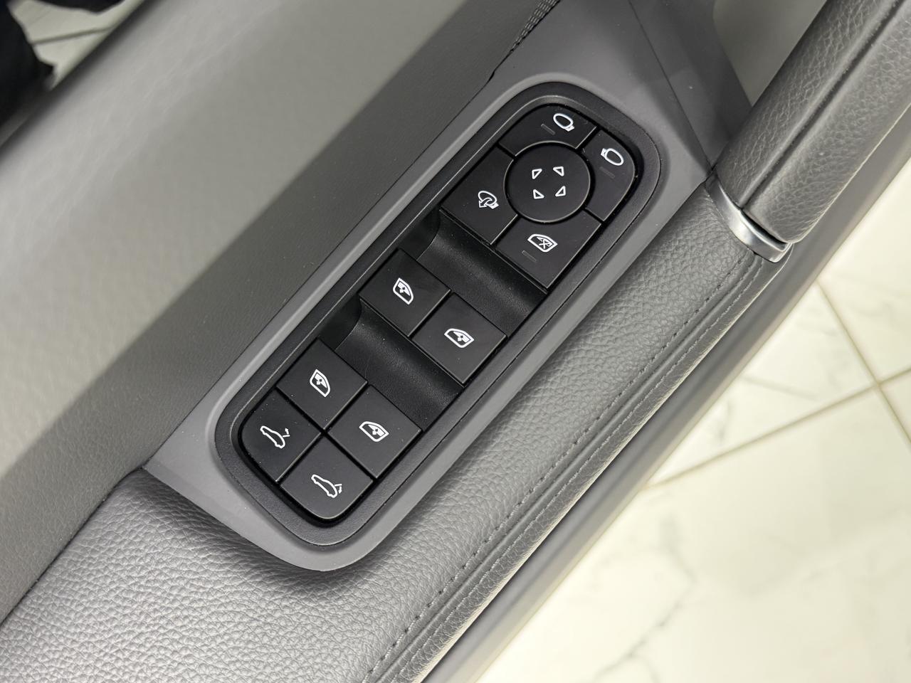 2023 Porsche Cayenne Newark DE