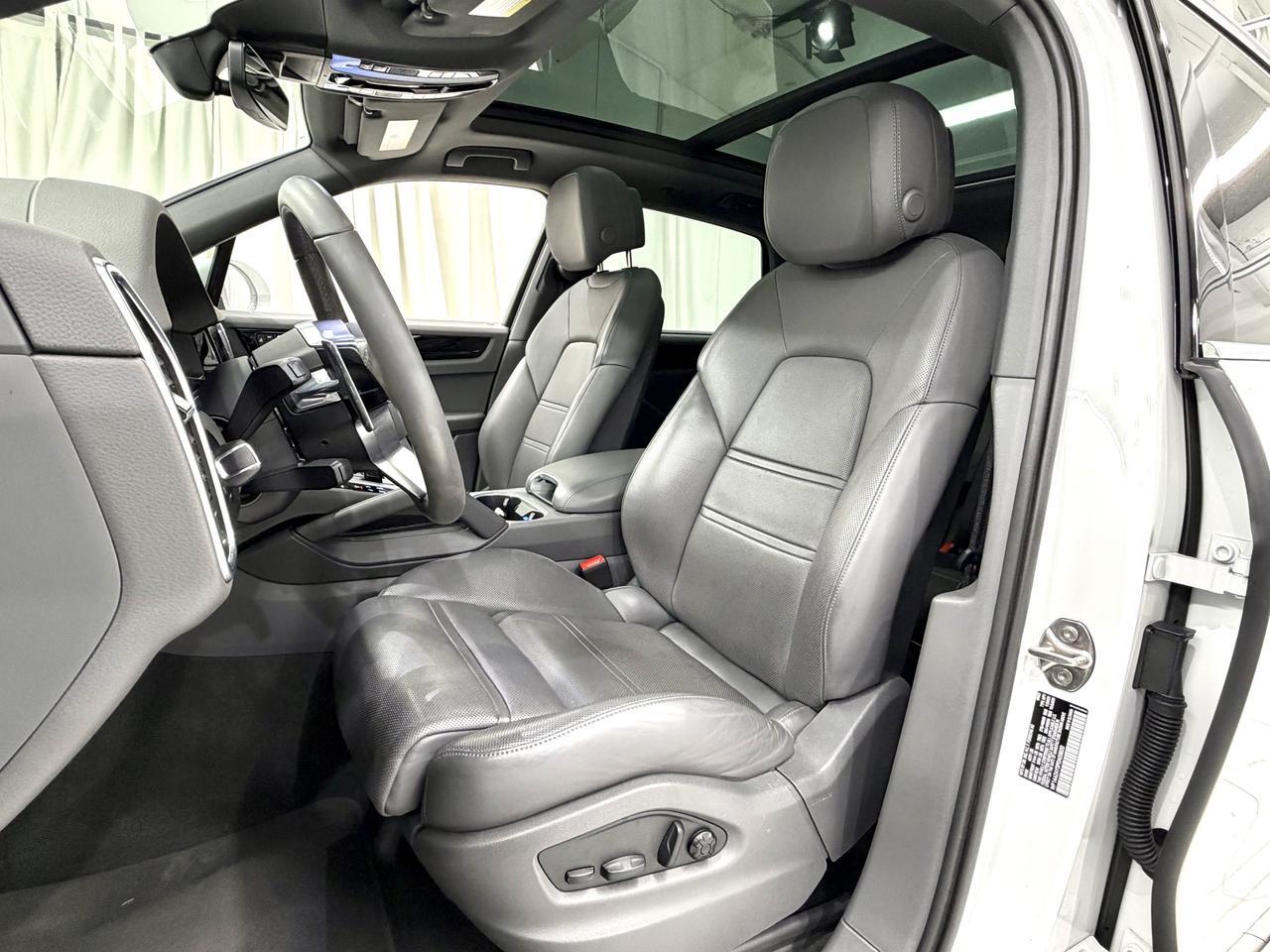 2023 Porsche Cayenne Newark DE