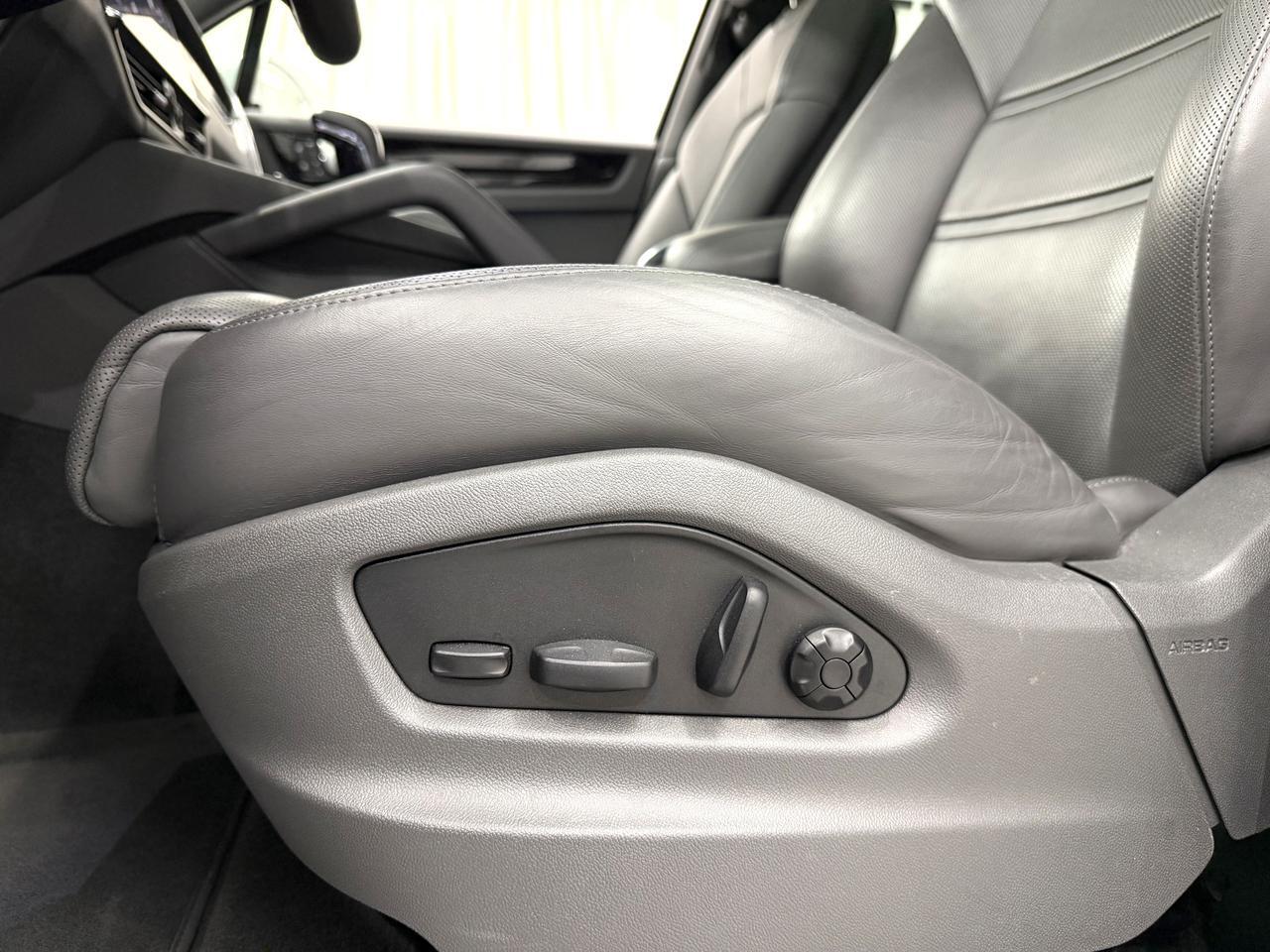 2023 Porsche Cayenne Newark DE